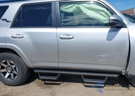 2023 Toyota 4Runner Trd Off Road Premium z USA, uszkodzony, nr VIN JTERU5JR8P6104230